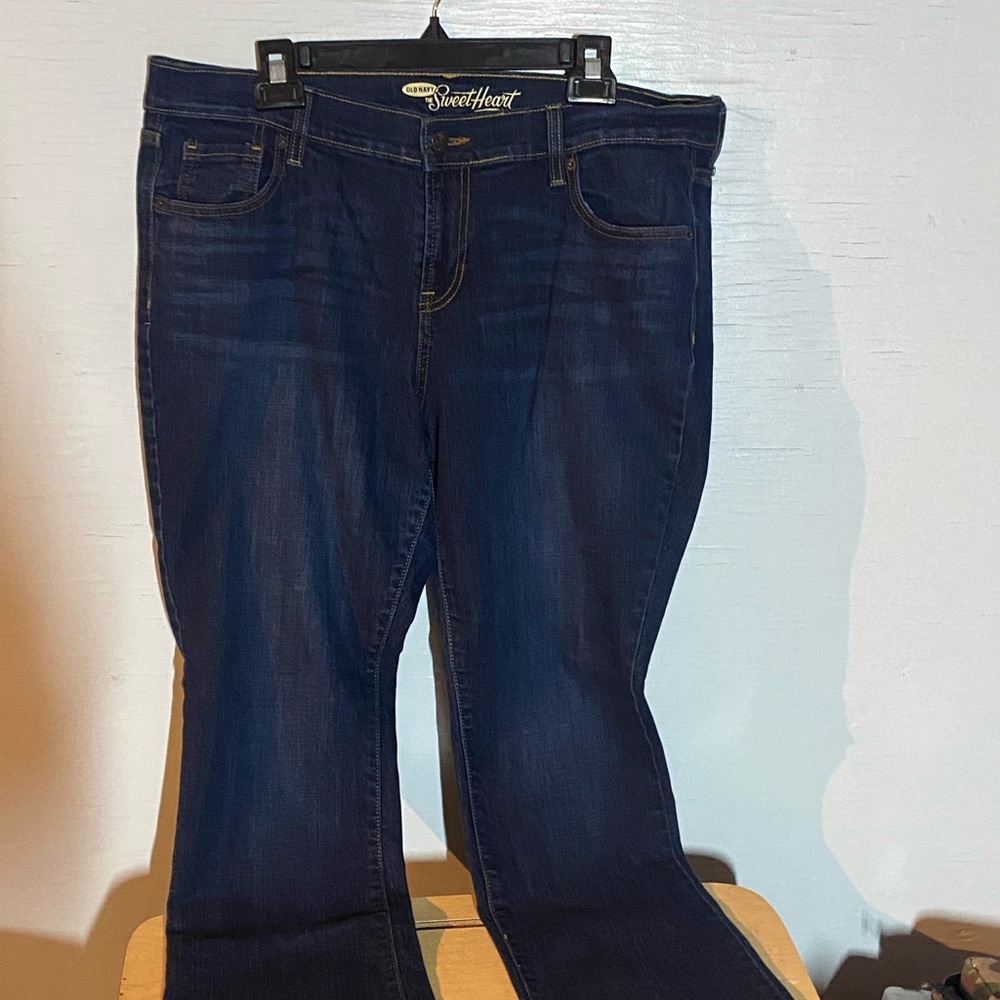 Old Navy Sweetheart jeans.